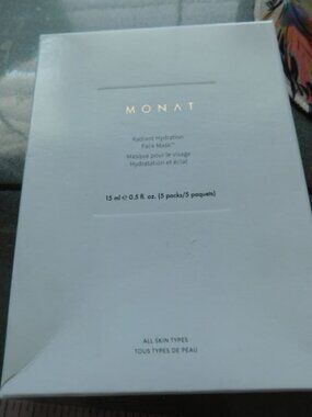 Monat Radiant Hydration Face Mask 5 packs NEW W/Box